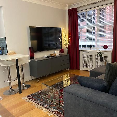Modern Quiet 1 Bed Flat -Mayfair Londra Esterno foto